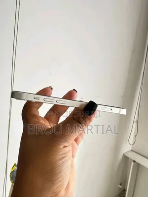 Nouveau Apple iPhone 12 128 GB Blanc