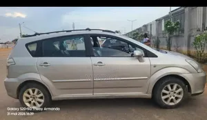 Toyota Corolla 2005 Gris