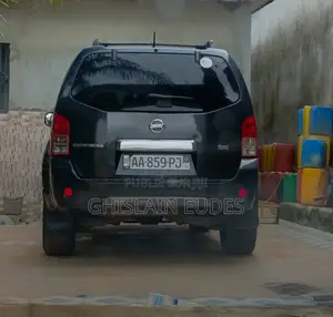 Nissan Pathfinder Platinum 4dr 4x4 (3.5L 6cyl) 2017 Noir