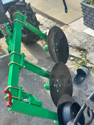Motoculteur 20chevaux Avec 3 Accessoires