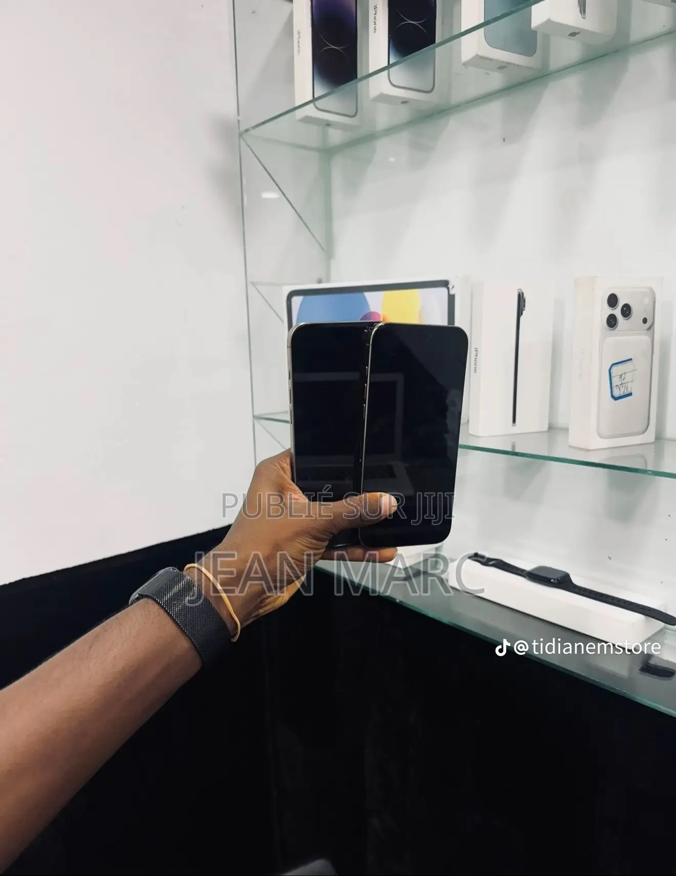 Nouveau Apple iPhone 16 Pro Max 256 GB Argenté