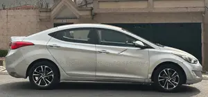 Hyundai Elantra 2014 Gris