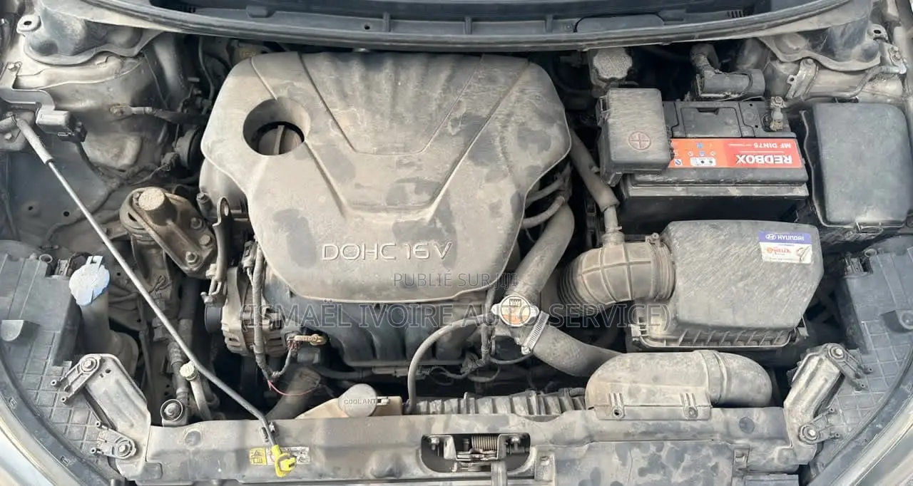 Hyundai Elantra 2014 Gris