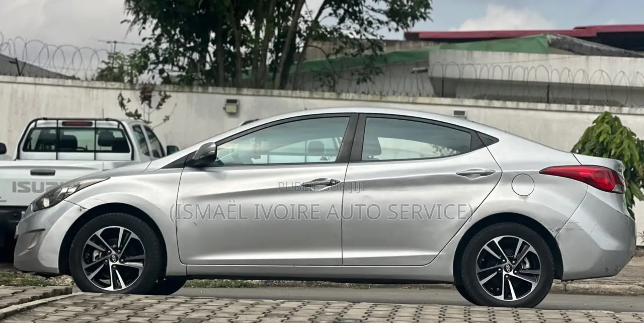 Hyundai Elantra 2014 Gris