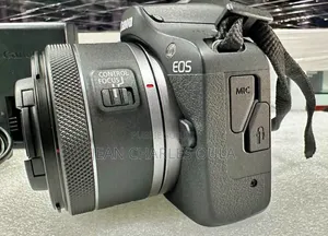 Canon Eos R100 + Rf 50mm F1.8