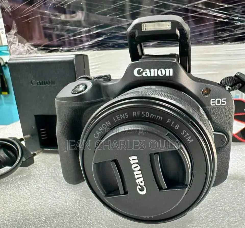 Canon Eos R100 + Rf 50mm F1.8