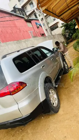 Mitsubishi Pajero 2012 Gris