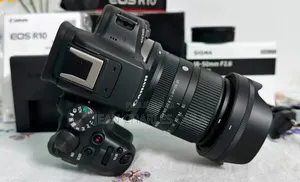 Canon EOS R10 + Sigma 18-50mm F2.8