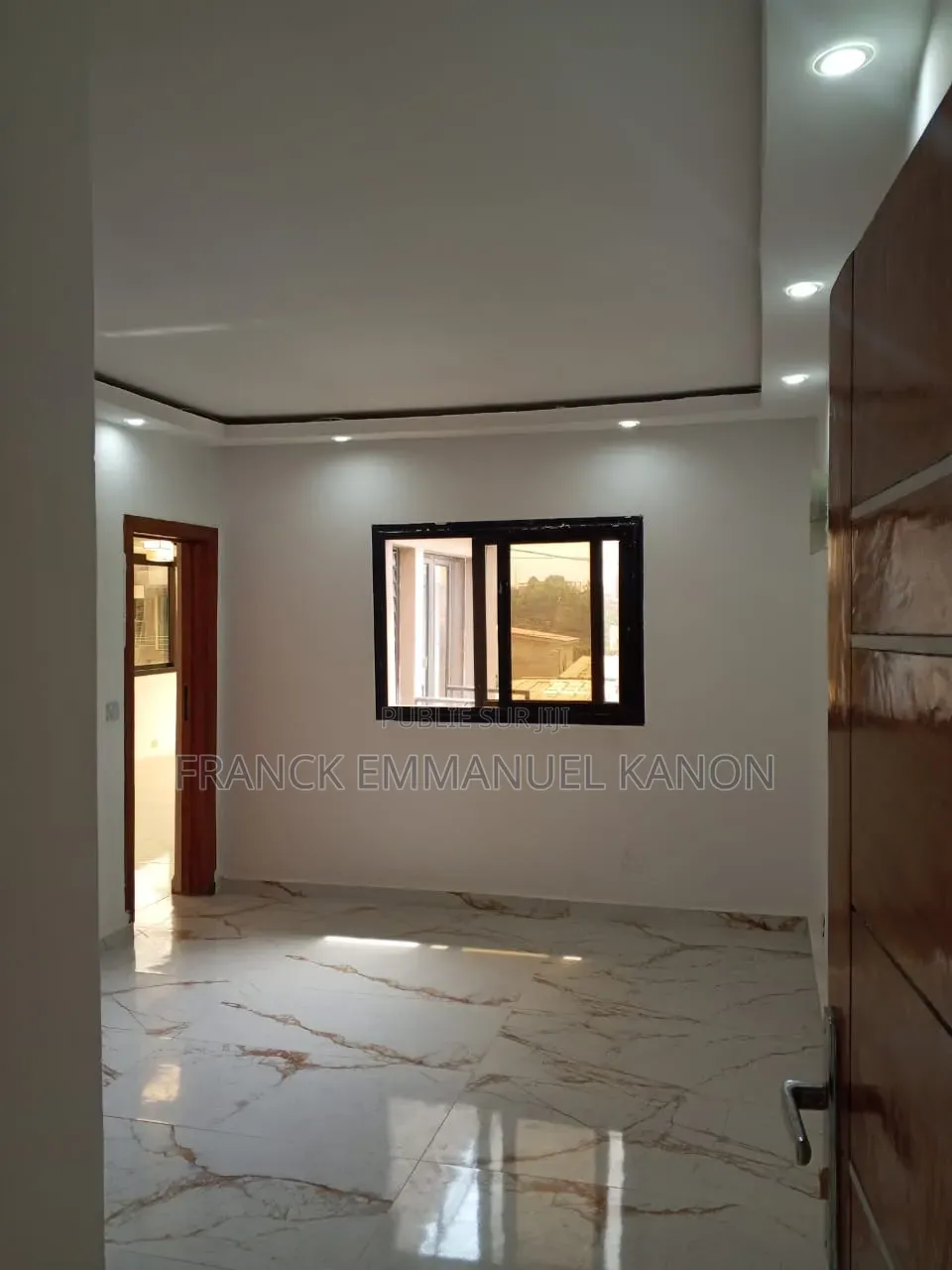 Meublé 6chbre Villa dans Appartement Ideal, Cocody à Vendre