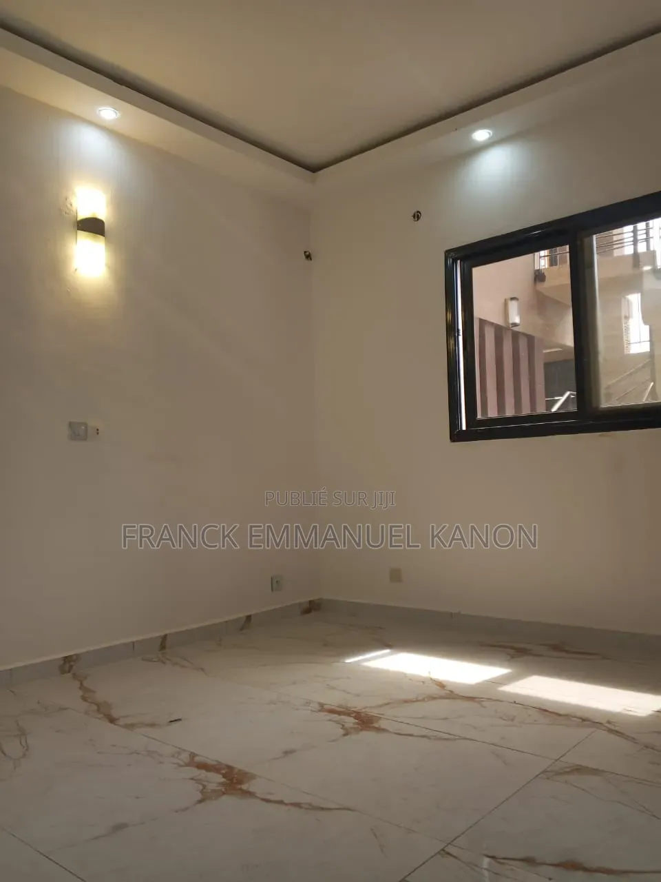 Meublé 6chbre Villa dans Appartement Ideal, Cocody à Vendre