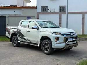 Mitsubishi L200 2022 Blanc