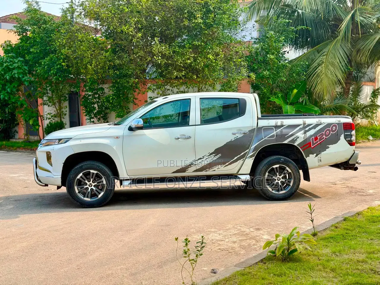 Mitsubishi L200 2022 Blanc