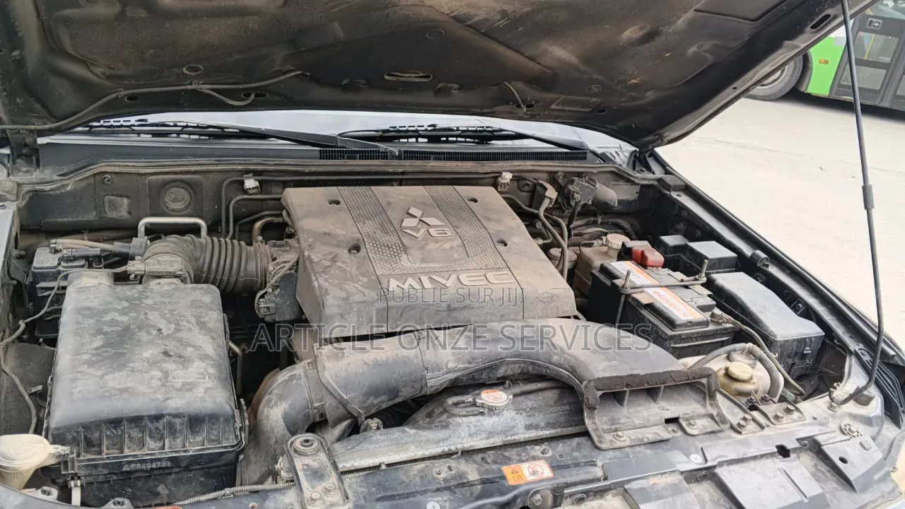 Mitsubishi Pajero 2009 Noir