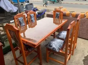 Table À Manger