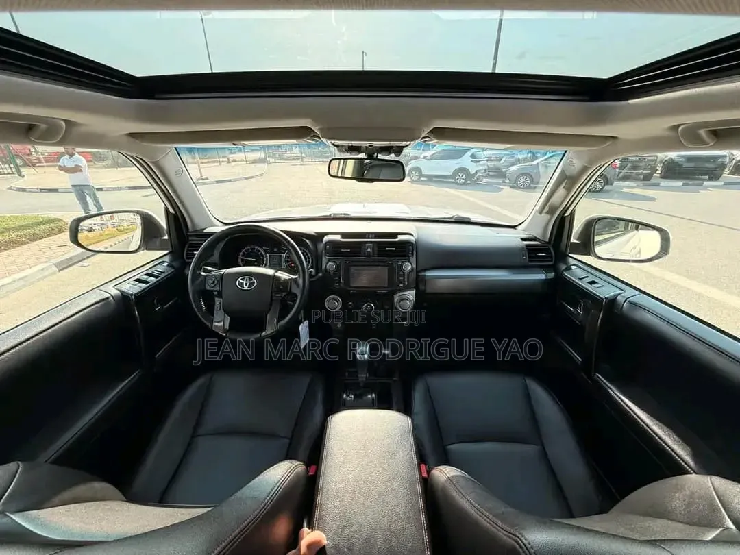 Toyota 4-Runner 2019 Blanc cassé