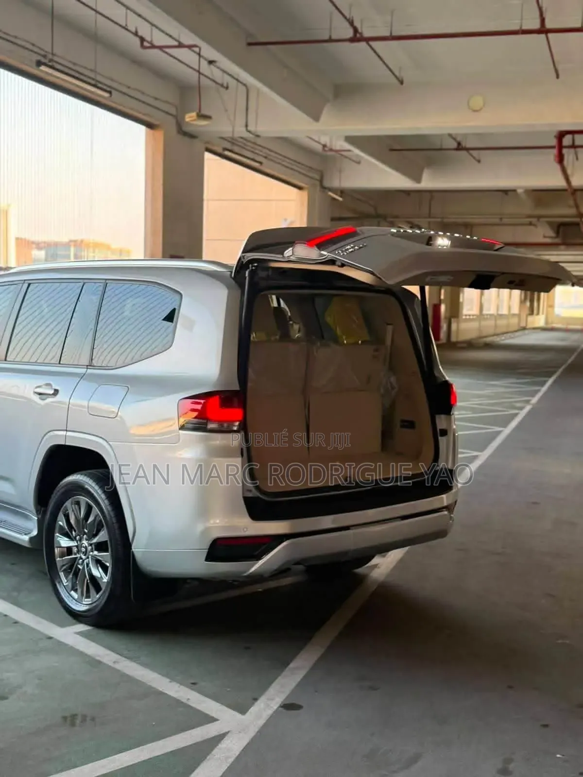 Nouveau Toyota Land Cruiser Prado 2025 Blanc cassé