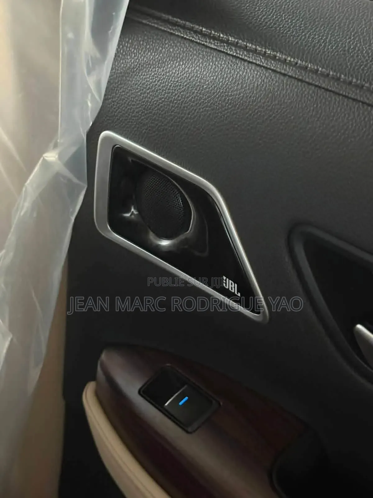 Nouveau Toyota Land Cruiser Prado 2025 Blanc cassé