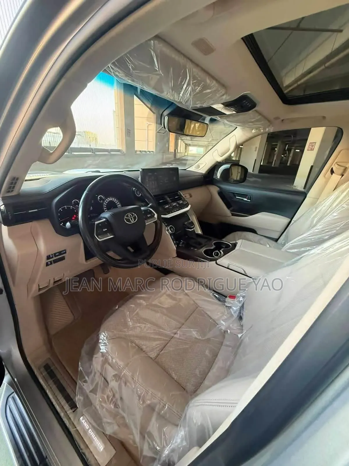 Nouveau Toyota Land Cruiser Prado 2025 Blanc cassé