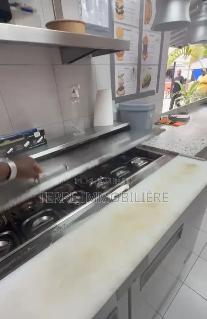 Fond De Commerce À Céder