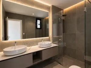 3chbre Appartement dans Massa Immobilier, Marcory à Louer