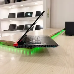Nouveau Ordinateur portable Asus ROG Strix G15 32GB AMD Ryzen 7 SSD 1T