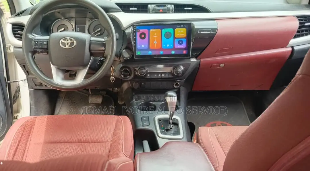 Toyota Hilux 2023 Blanc