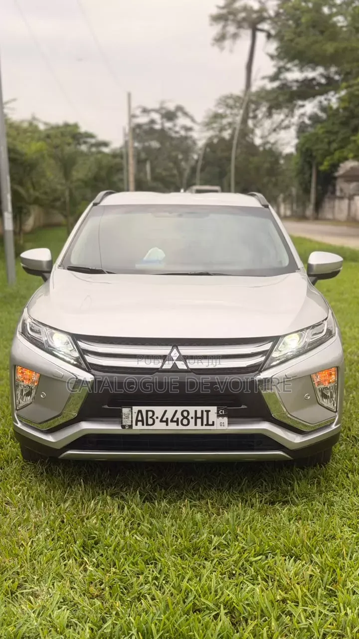 Mitsubishi Eclipse Cross 2019 Beige