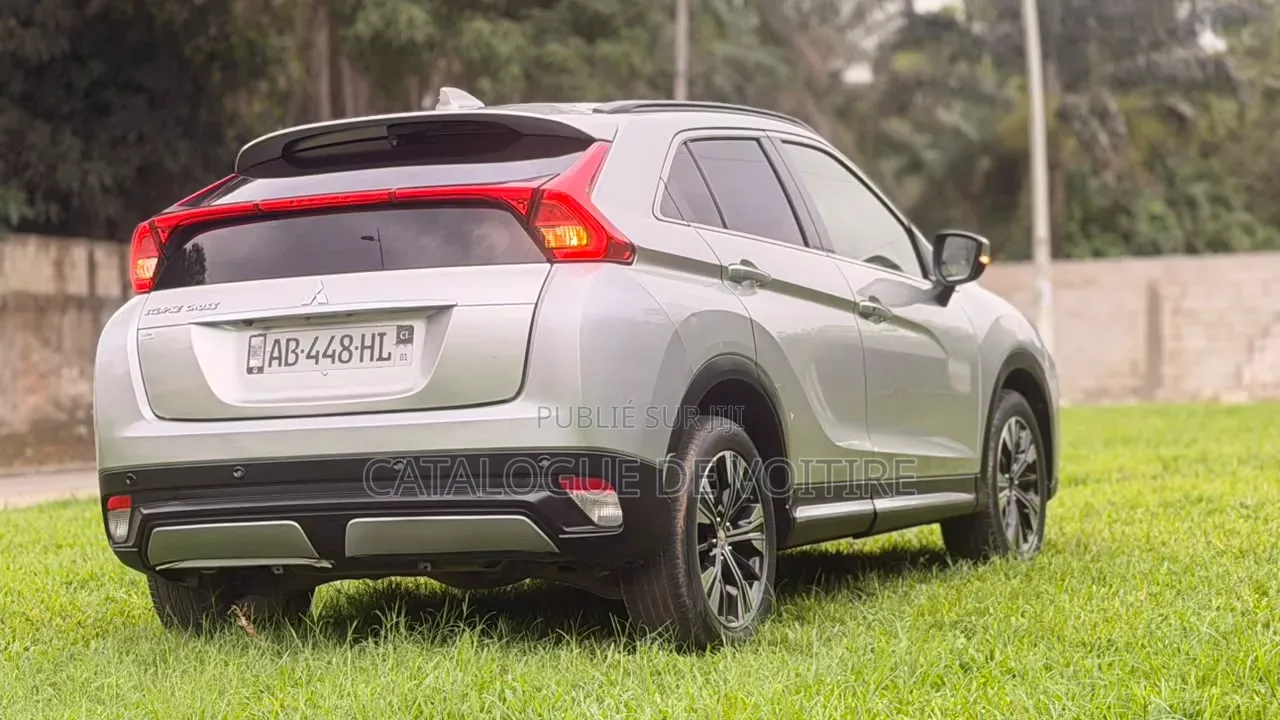 Mitsubishi Eclipse Cross 2019 Beige