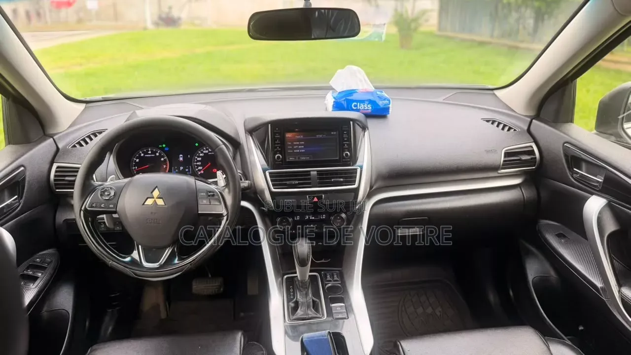 Mitsubishi Eclipse Cross 2019 Beige