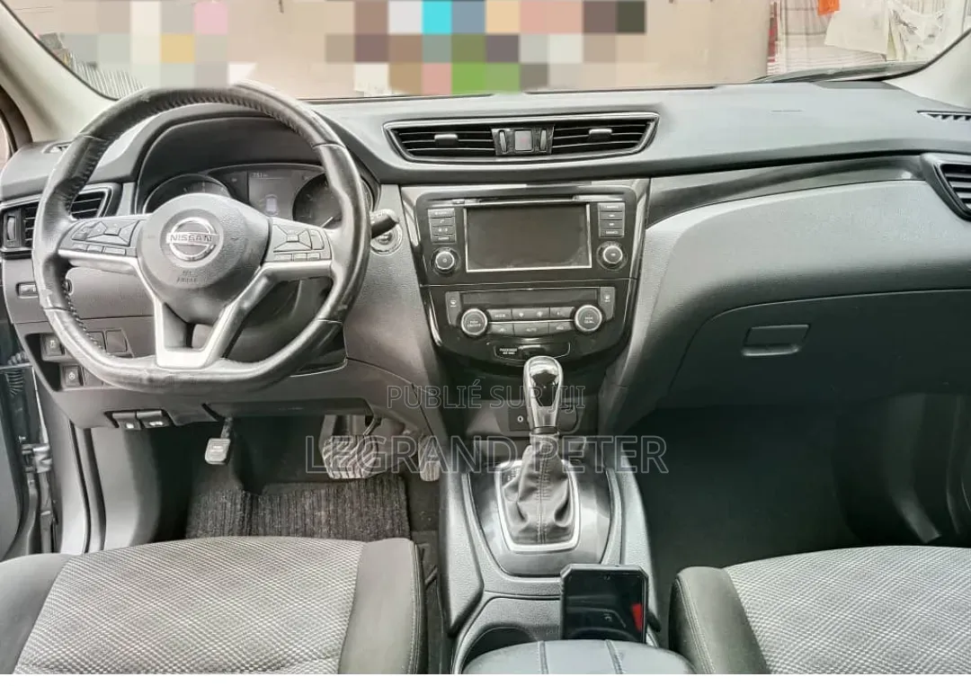Nissan Rogue SV 2021 Gris