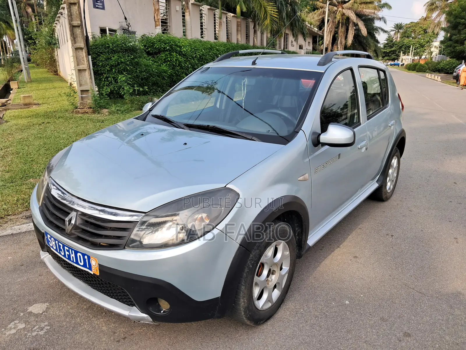 Renault Sandero 1.6 MPI 2011 Gris