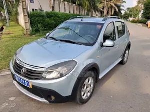Renault Sandero 1.6 MPI 2011 Gris