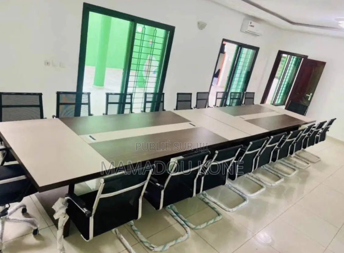 Table De Conference