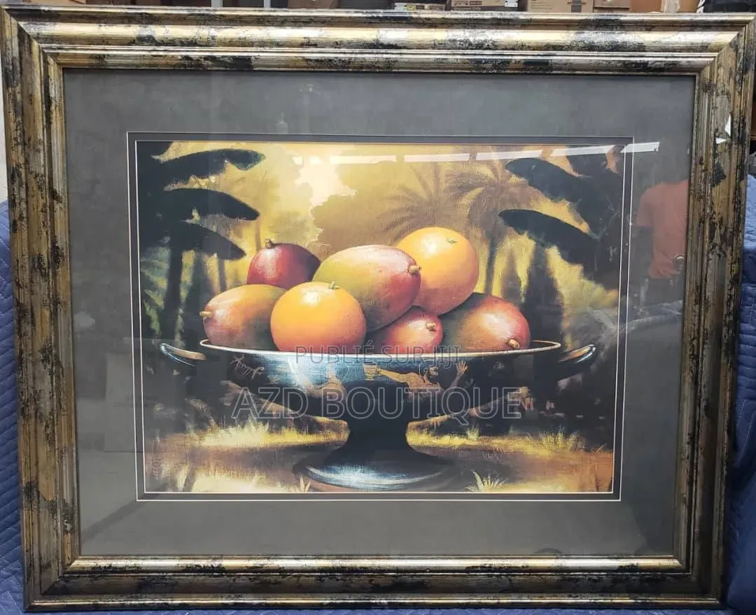 Plusieurs Tableaux Décoratifs Importés