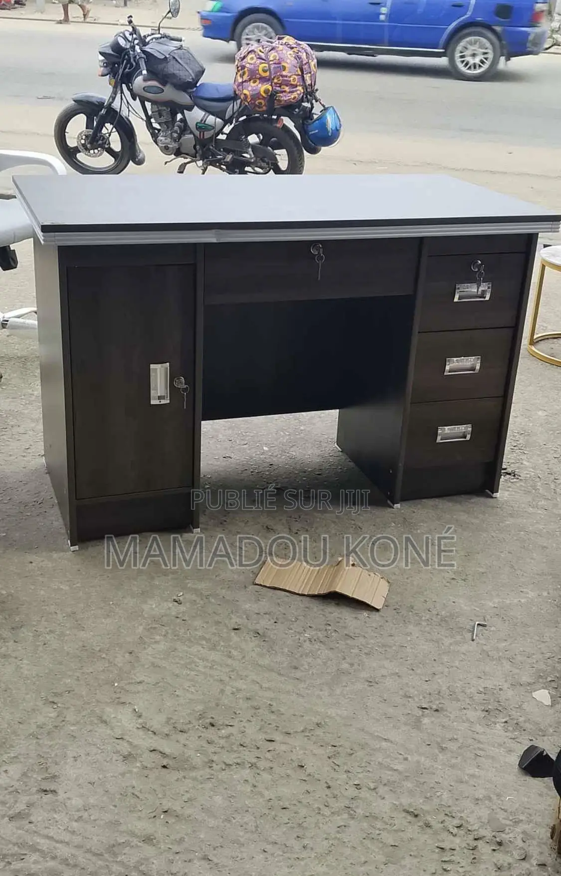 Table Bureau
