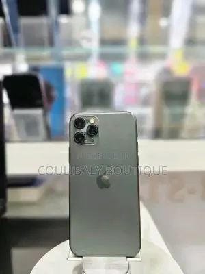 Nouveau Apple iPhone 11 Pro 256 GB Noir
