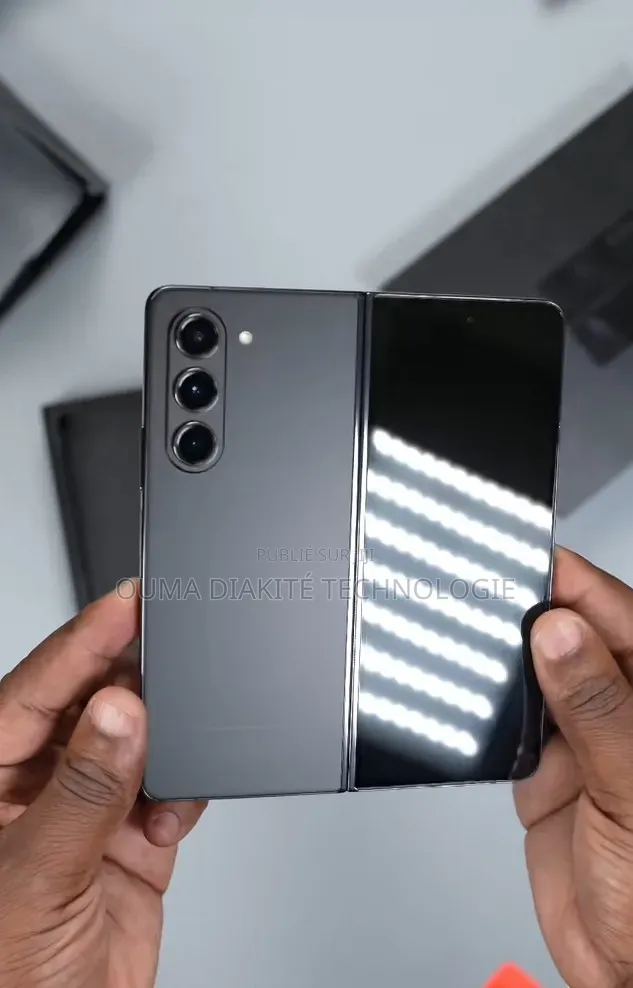 Nouveau Samsung Galaxy Z Fold 5 512 GB Bleu