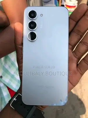 Nouveau Tecno Camon 40 Pro 5G 256 GB Autre