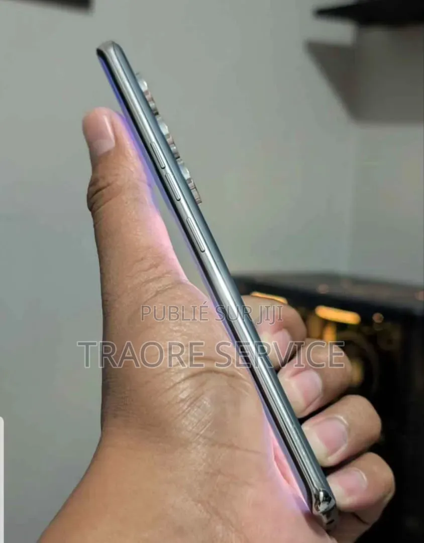 Nouveau Tecno Camon 40 Pro 5G 256 GB Autre