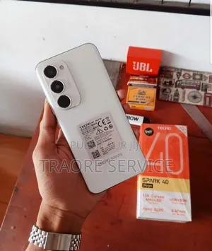 Nouveau Tecno Spark 40 Pro+ 256 GB Autre