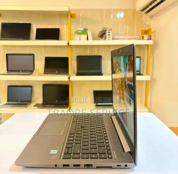 Nouveau Ordinateur de bureau HP 290 G4 32GB Intel Core i9 HDD 512GB