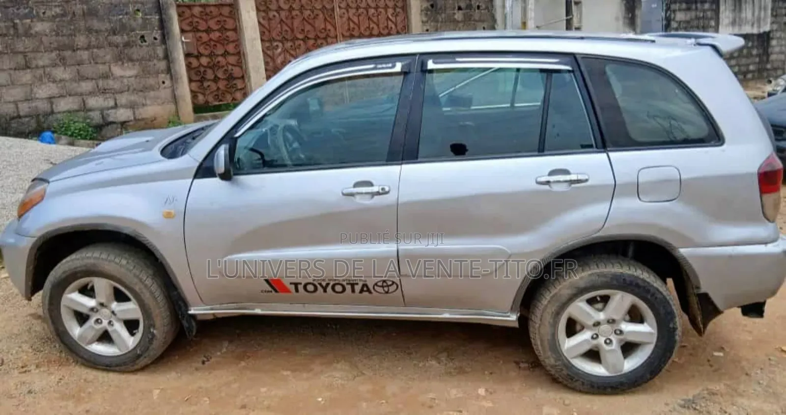 Toyota RAV4 Automatic 2002 Blanc cassé