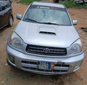 Toyota RAV4 Automatic 2002 Blanc cassé