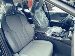 Nouveau Toyota RAV4 2026 Noir
