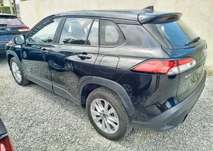 Nouveau Toyota Corolla Cross 2026 Beige