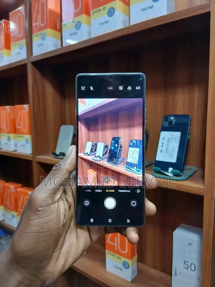 Nouveau Tecno Camon 40 128 GB Autre