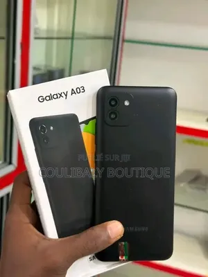 Nouveau Samsung Galaxy A03 128 GB Noir