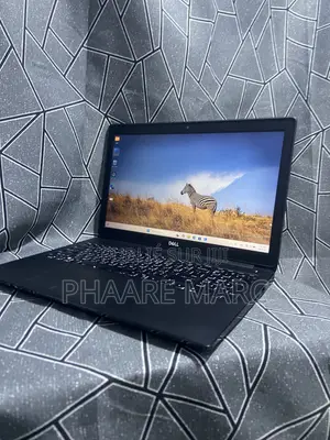 Ordinateur portable Dell Latitude 3500 8GB Intel Core i5 SSD 256GB