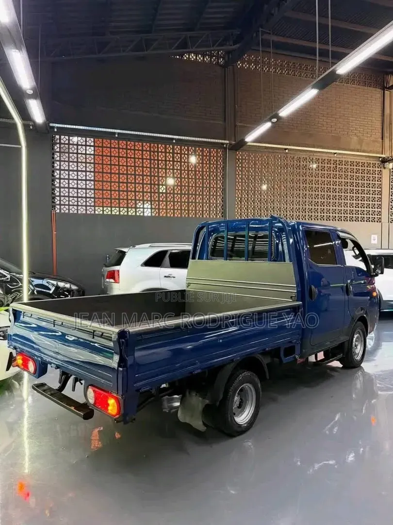 Hyundai Porter II 2016 Bleu