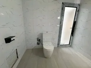 3chbre Duplex dans Abidjan Pbf -Btp, Cocody à Vendre